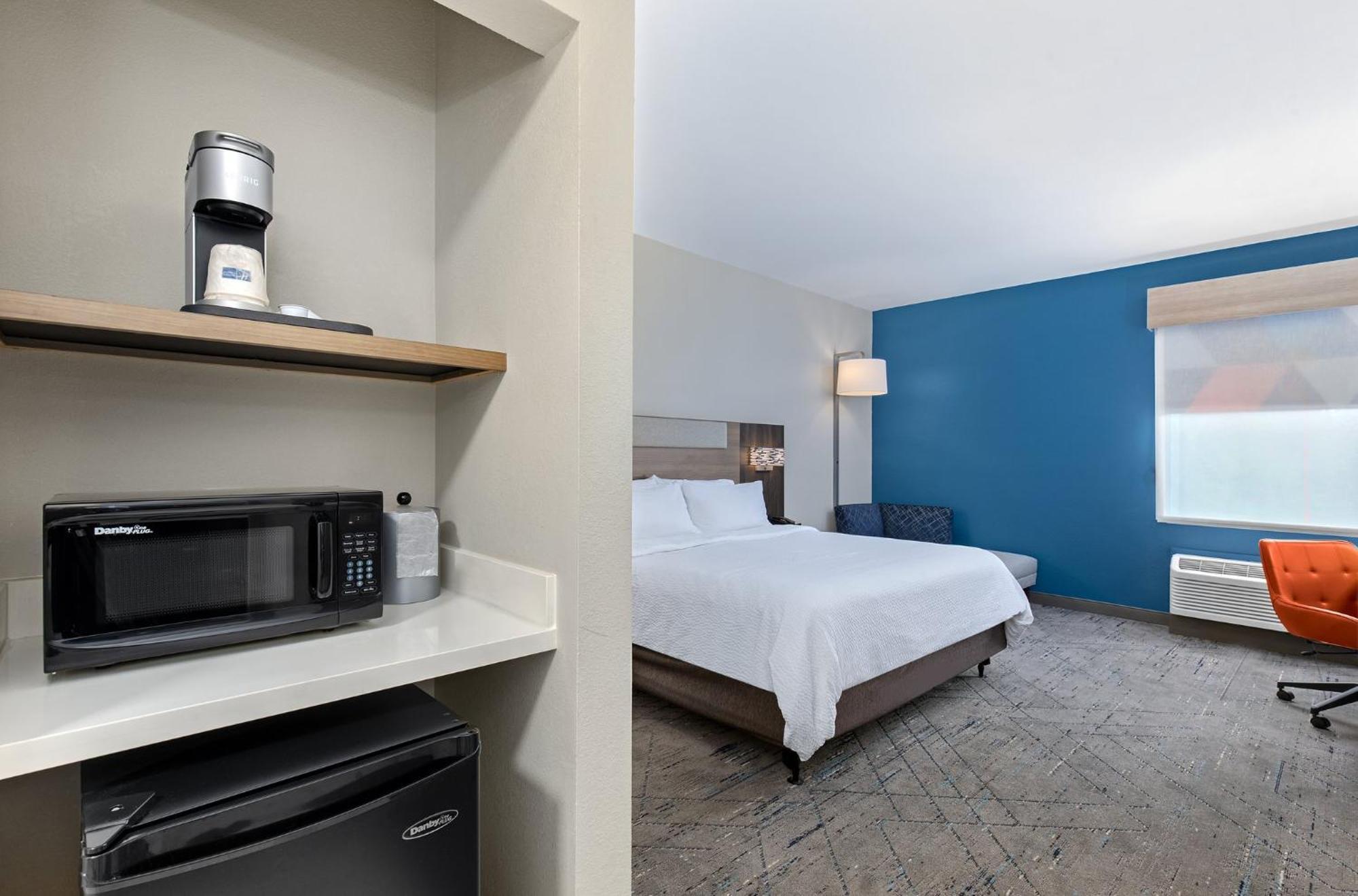 Holiday Inn Express Hurricane Mills Waverly By Ihg Zewnętrze zdjęcie
