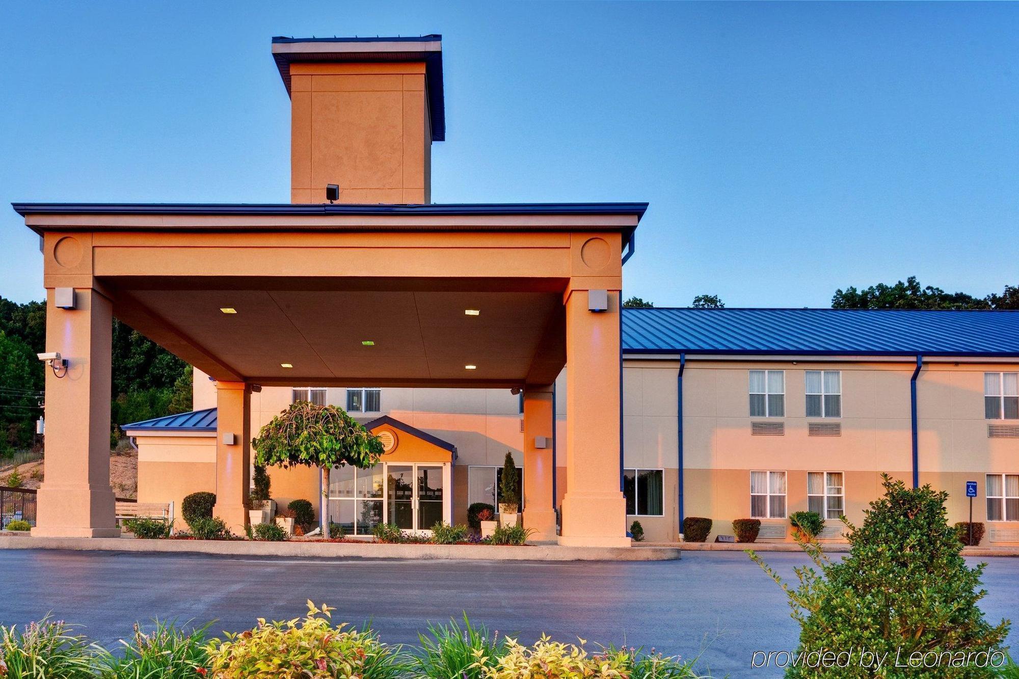 Holiday Inn Express Hurricane Mills Waverly By Ihg Zewnętrze zdjęcie