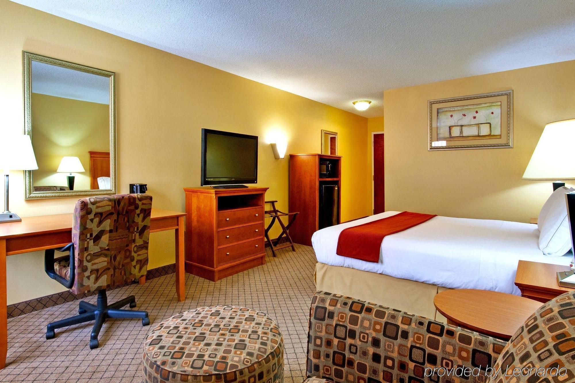 Holiday Inn Express Hurricane Mills Waverly By Ihg Zewnętrze zdjęcie
