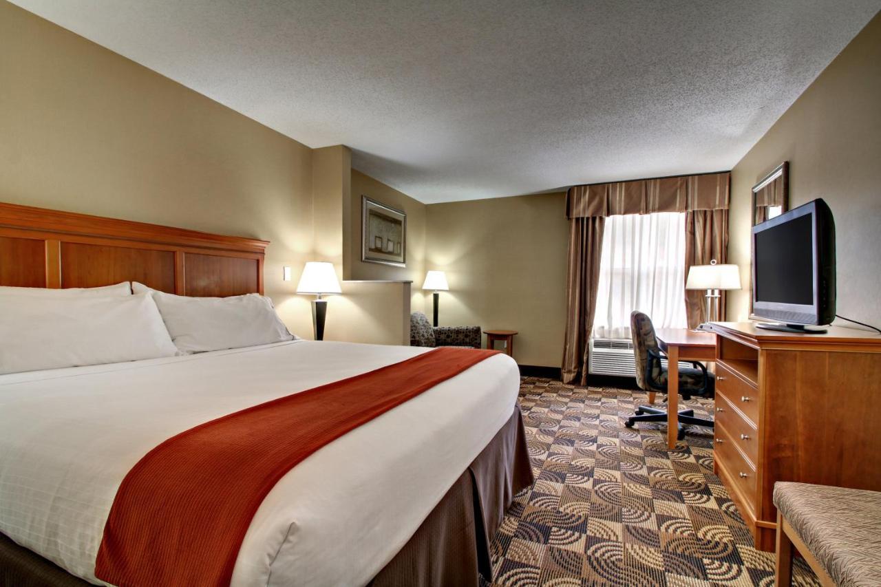 Holiday Inn Express Hurricane Mills Waverly By Ihg Zewnętrze zdjęcie